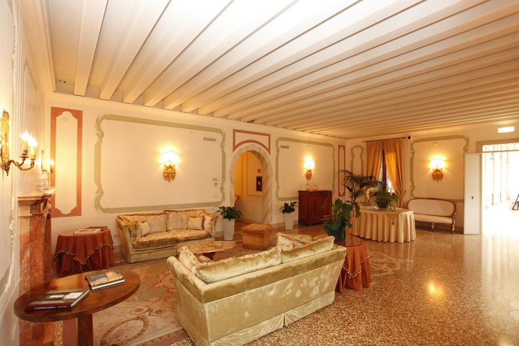 Villa Contarini Nenzi Hotel And Spa Dosson Exterior photo