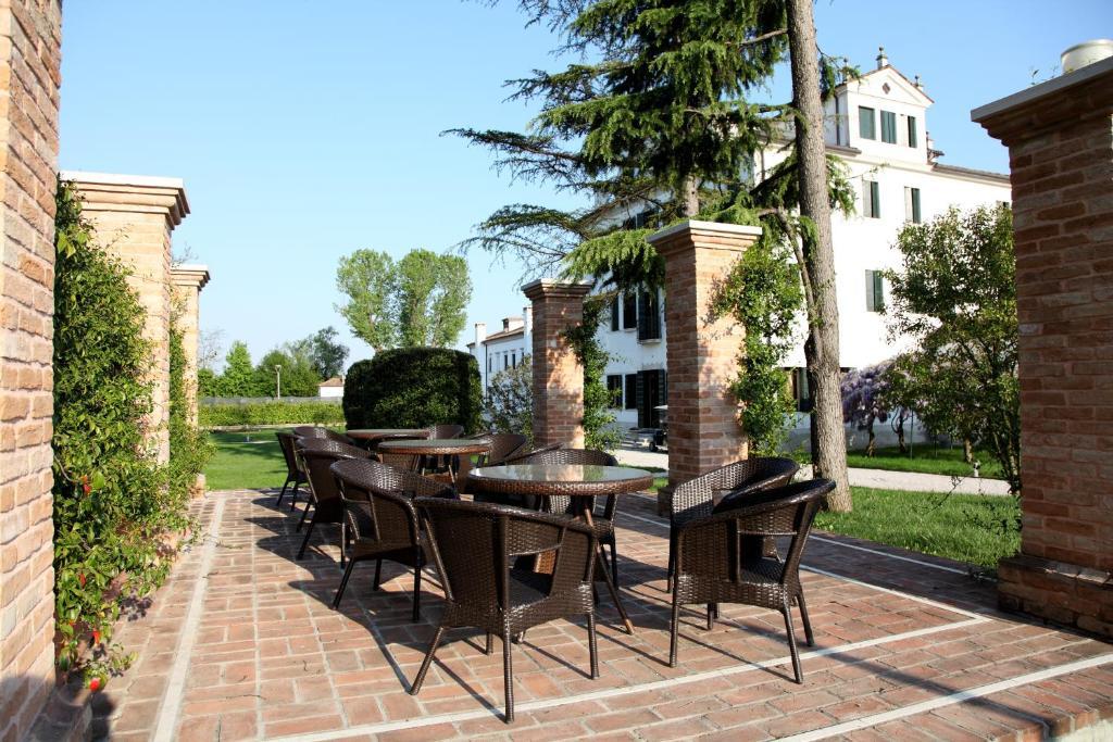Villa Contarini Nenzi Hotel And Spa Dosson Exterior photo