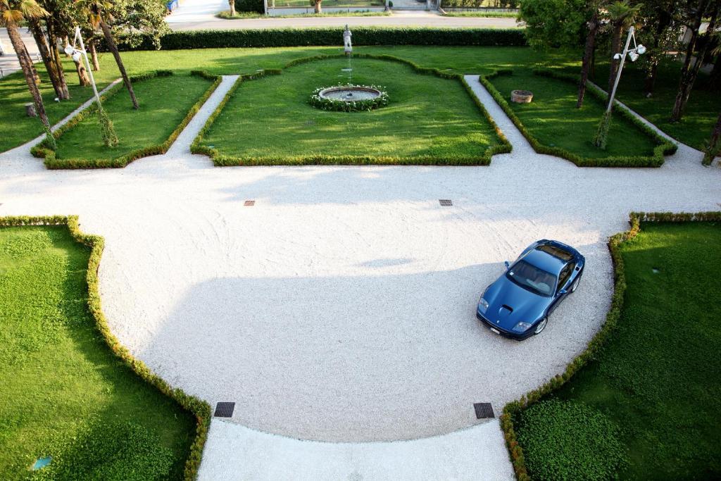 Villa Contarini Nenzi Hotel And Spa Dosson Exterior photo
